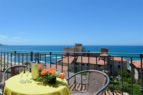 Hotel La Pergola Santa Maria di Castellabate Exterior foto